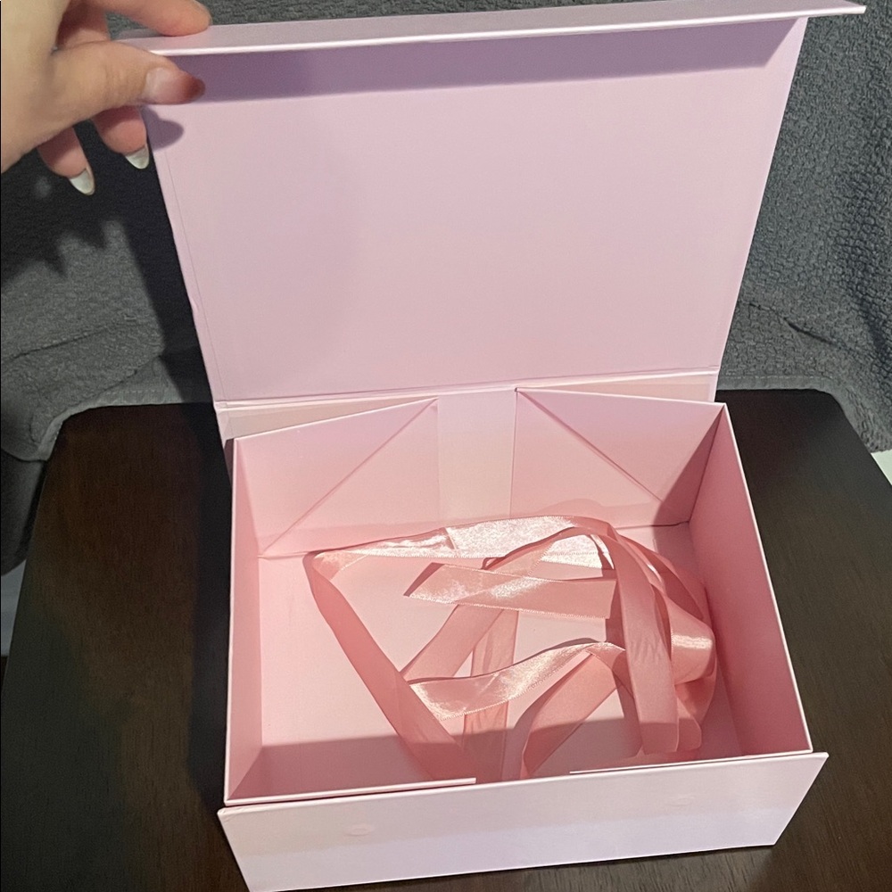 Elegant Pink Storage Box - Picture 2 of 4
